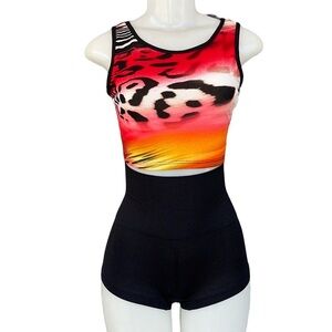 USA Crop Sleeveless Top Size M